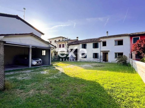 casa indipendente in vendita a Castello di Godego in zona Alberone