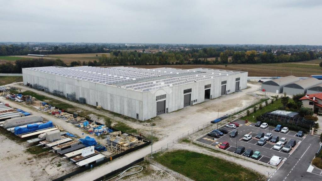 terreno edificabile in vendita a Castello di Godego