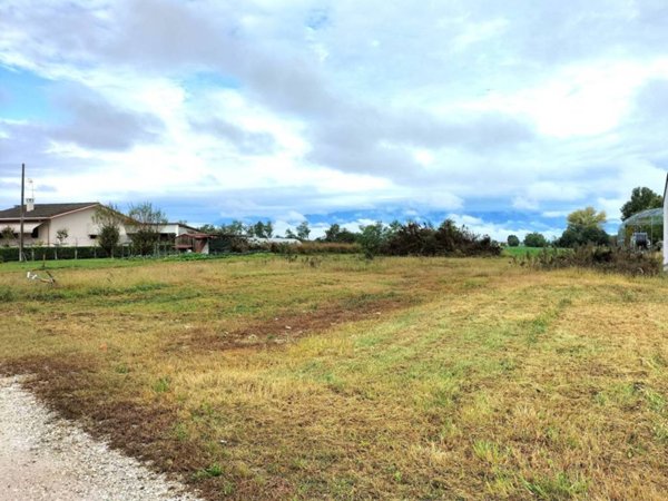 terreno agricolo in vendita a Castello di Godego