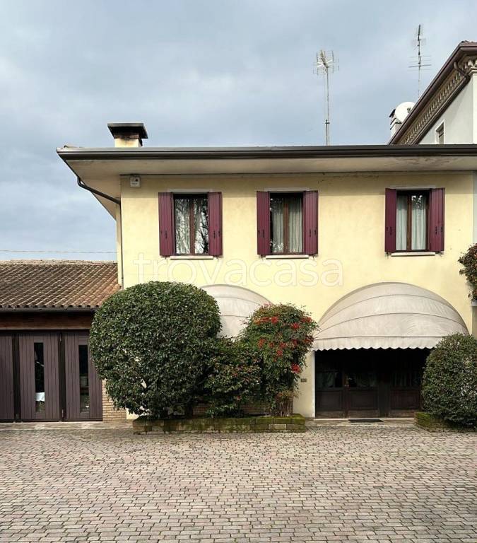 casa indipendente in vendita a Castello di Godego