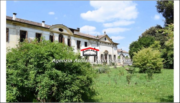 casa indipendente in vendita a Castello di Godego in zona Avenali