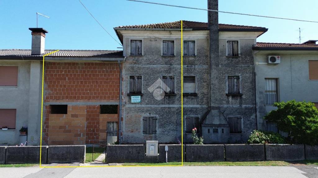 casa indipendente in vendita a Castello di Godego in zona San Pietro