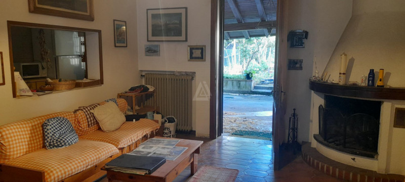 villa in vendita a Castello di Godego in zona Avenali