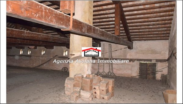casa indipendente in vendita a Castello di Godego in zona Avenali