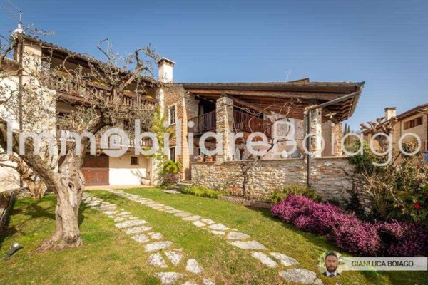 casa indipendente in vendita a Cavaso del Tomba in zona Granigo
