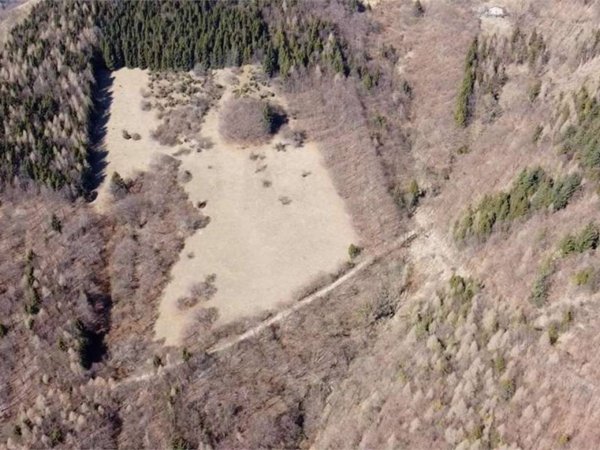 terreno agricolo in vendita a Cavaso del Tomba