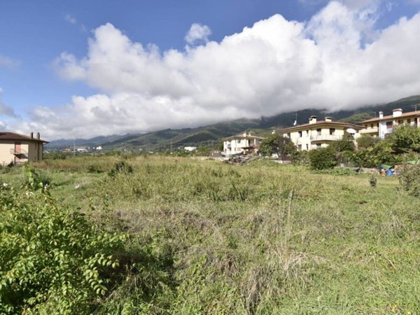 terreno edificabile in vendita a Cavaso del Tomba in zona Vettorazzi
