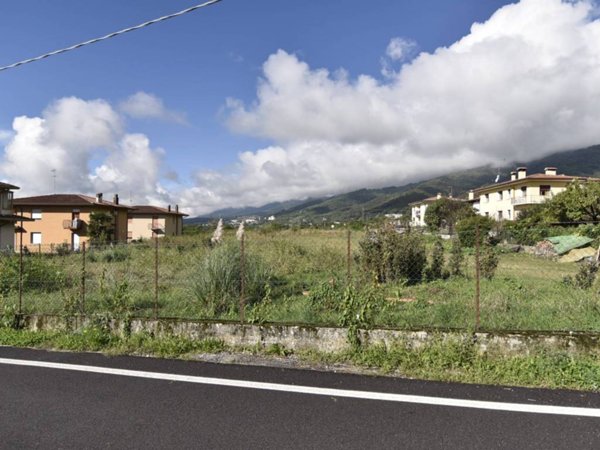 terreno edificabile in vendita a Cavaso del Tomba in zona Vettorazzi