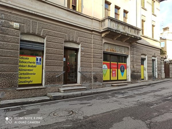 negozio in vendita a Cavaso del Tomba