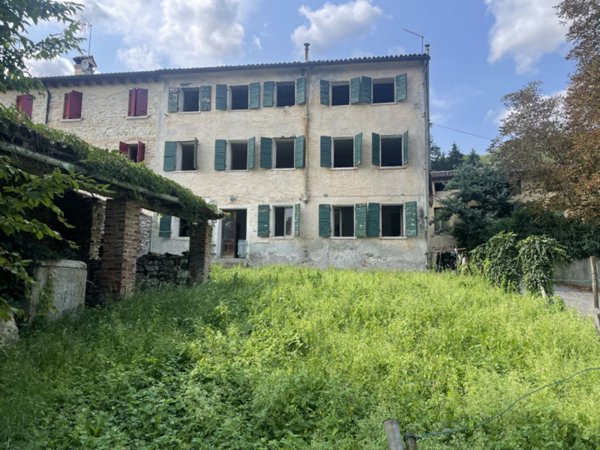 casale in vendita a Cavaso del Tomba