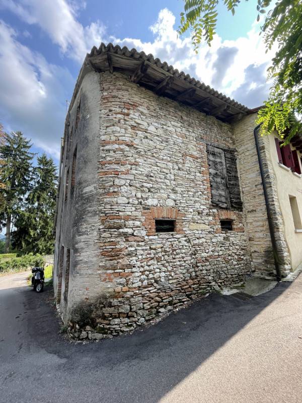casale in vendita a Cavaso del Tomba