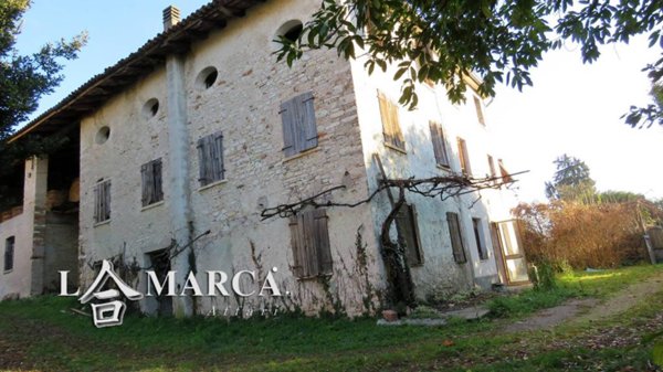 casa indipendente in vendita a Cavaso del Tomba
