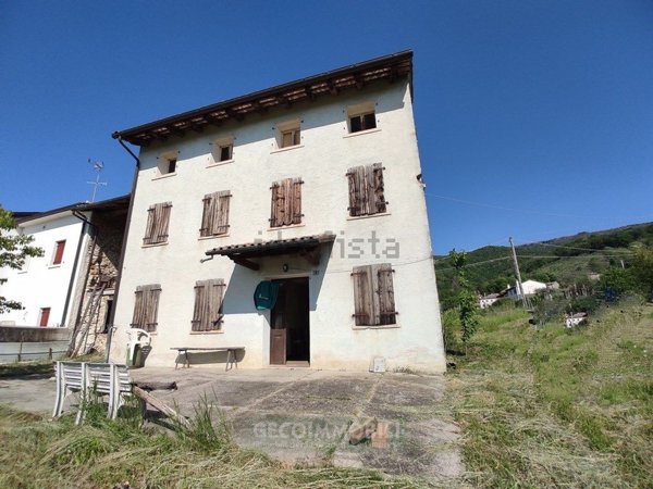 casale in vendita a Cavaso del Tomba