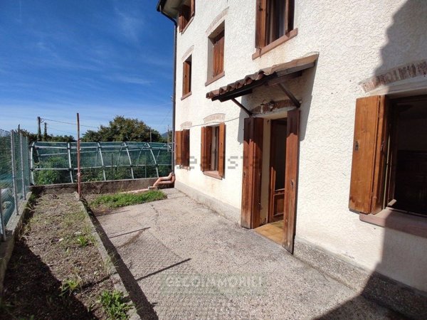 appartamento in vendita a Cavaso del Tomba