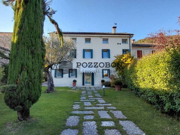 casa indipendente in vendita a Cavaso del Tomba