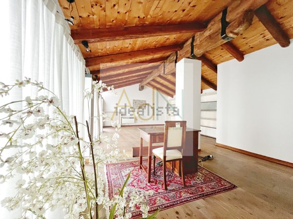 casa indipendente in vendita a Cavaso del Tomba