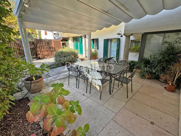 casa indipendente in vendita a Cavaso del Tomba