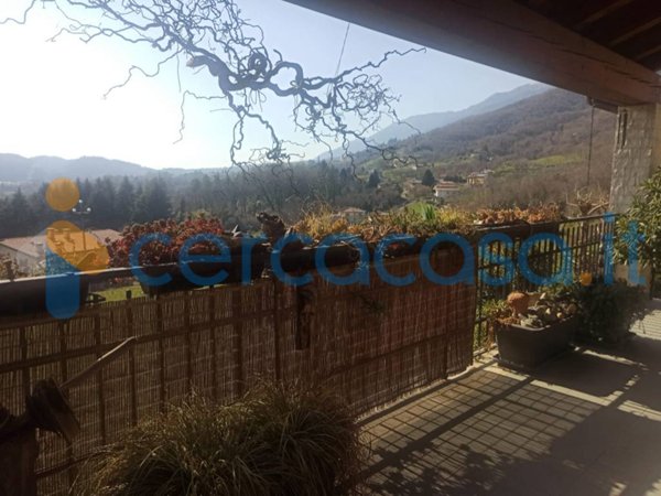 casa indipendente in vendita a Cavaso del Tomba