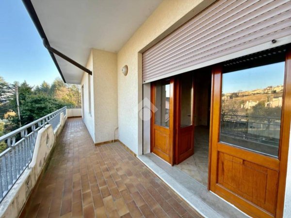 casa indipendente in vendita a Cavaso del Tomba in zona Obledo
