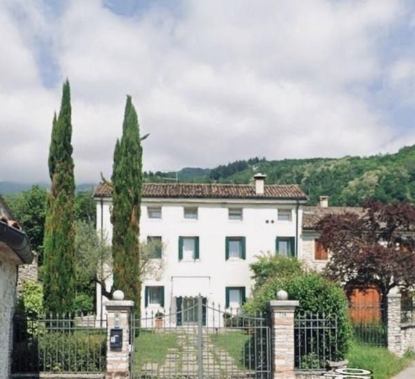 casa indipendente in vendita a Cavaso del Tomba