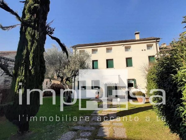 casa indipendente in vendita a Cavaso del Tomba