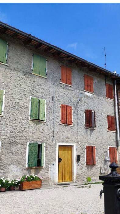 casa indipendente in vendita a Cavaso del Tomba