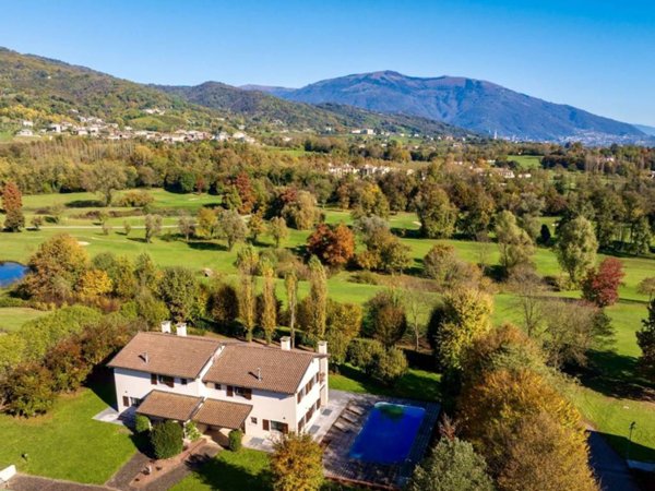 casa indipendente in vendita a Cavaso del Tomba in zona Virago