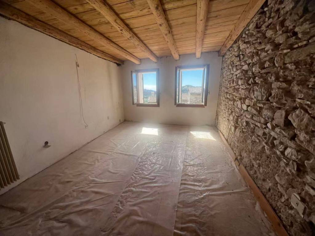casa indipendente in vendita a Cavaso del Tomba in zona Capovilla e Pieve