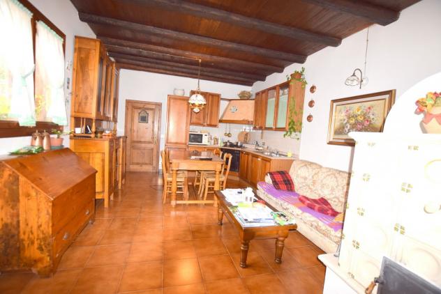 casa indipendente in vendita a Cavaso del Tomba