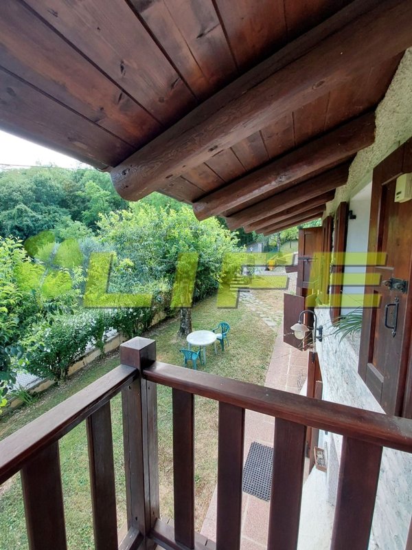 casa indipendente in vendita a Cavaso del Tomba in zona Obledo