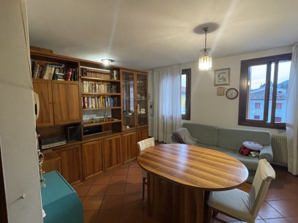 appartamento in vendita a Cavaso del Tomba in zona Obledo