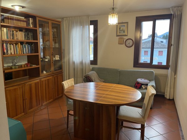 appartamento in vendita a Cavaso del Tomba in zona Obledo