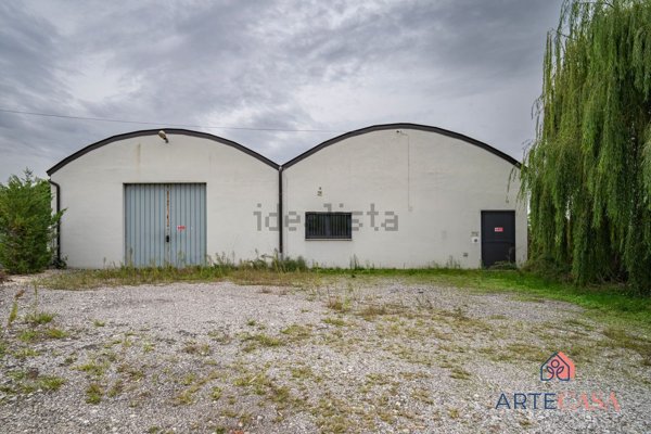 ufficio in vendita a Cessalto in zona Sant'Anastasio