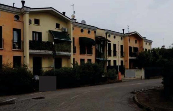 appartamento in vendita a Chiarano in zona Fossalta Maggiore