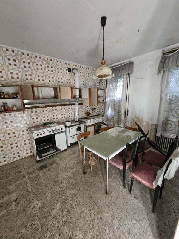 casa indipendente in vendita a Chiarano