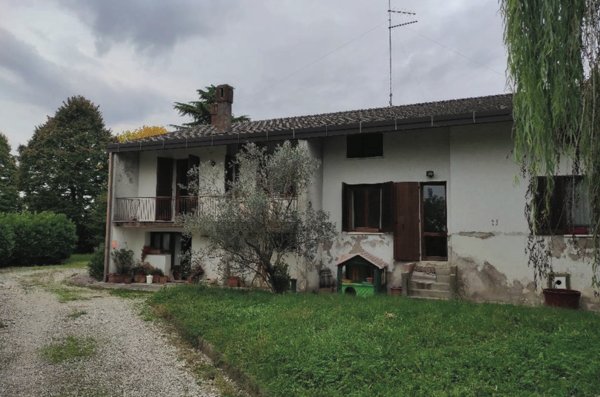 casa indipendente in vendita a Chiarano in zona Fossalta Maggiore