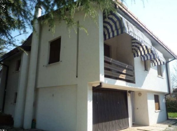 casa indipendente in vendita a Chiarano in zona Fossalta Maggiore