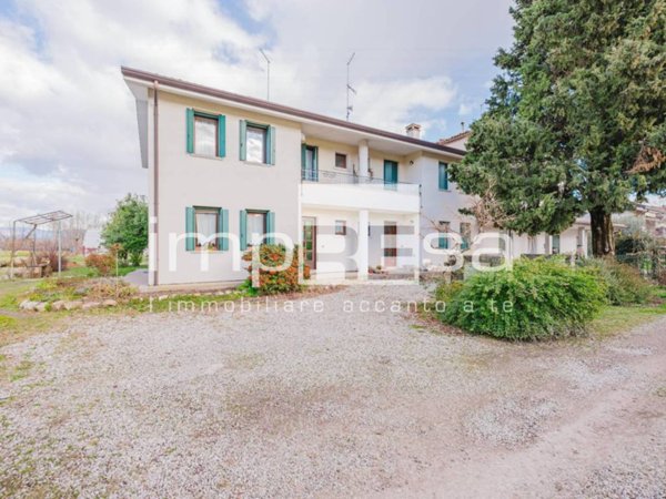 casa indipendente in vendita a Cimadolmo in zona San Michele di Piave