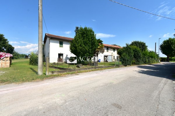 casale in vendita a Cimadolmo