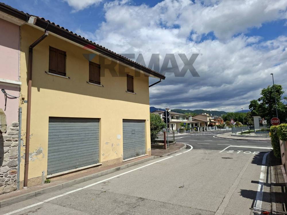 locale commerciale in vendita a Cimadolmo