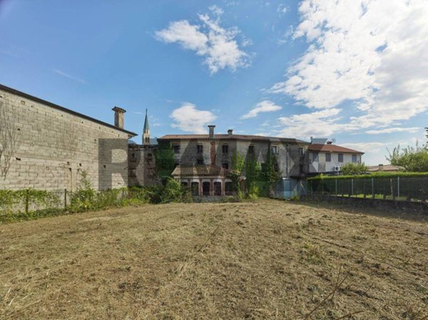 casa indipendente in vendita a Cimadolmo