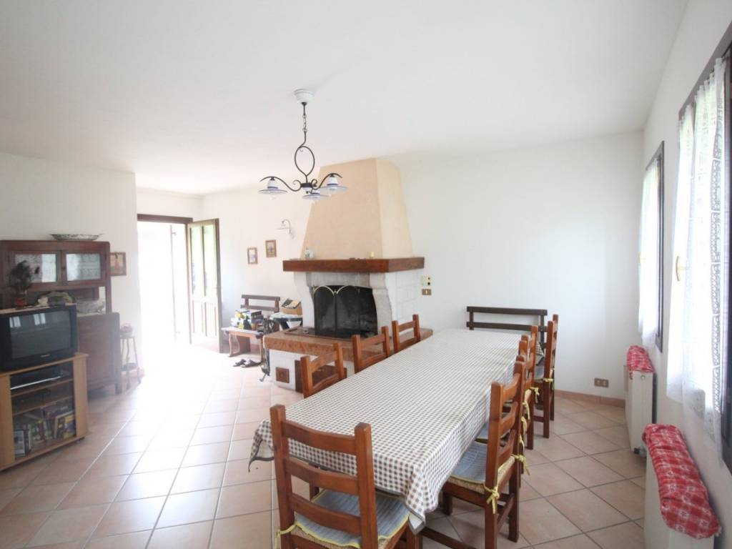 casa indipendente in vendita a Cison di Valmarino in zona San Boldo