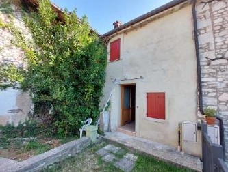 appartamento in vendita a Cison di Valmarino