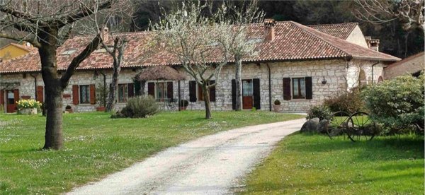 casa indipendente in vendita a Cison di Valmarino
