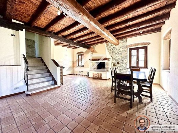 casa indipendente in vendita a Cison di Valmarino in zona Gai