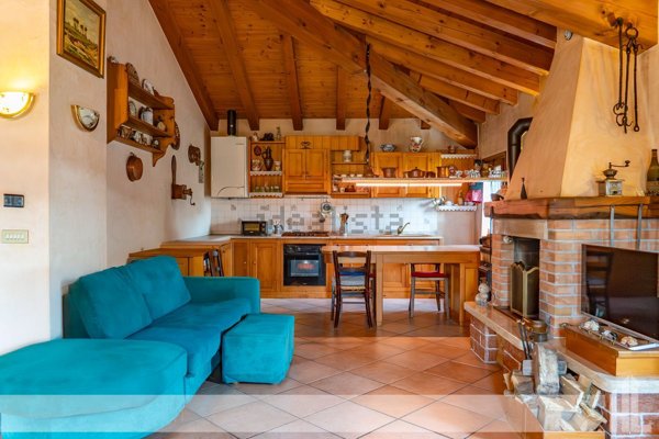 appartamento in vendita a Cison di Valmarino in zona Tovena