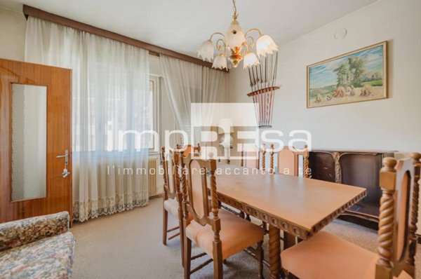 casa indipendente in vendita a Cison di Valmarino in zona Tovena