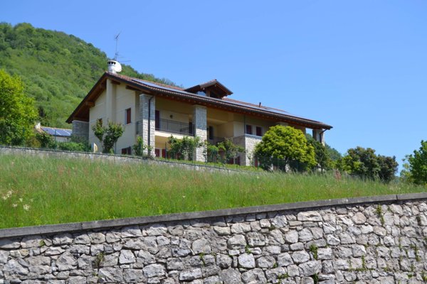 casa indipendente in vendita a Cison di Valmarino