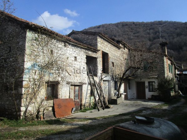 appartamento in vendita a Cison di Valmarino in zona San Boldo