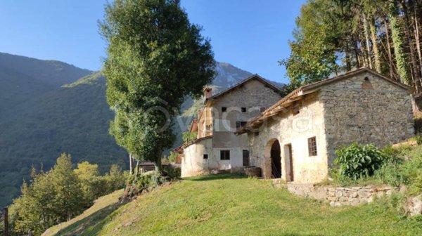 casale in vendita a Cison di Valmarino